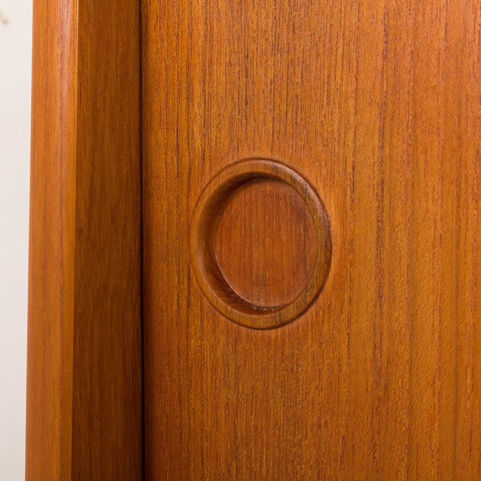 photo vinterior Ergo 3 Bay Free Standing Teak Wall Unit By John Texmon, Norway 1960s