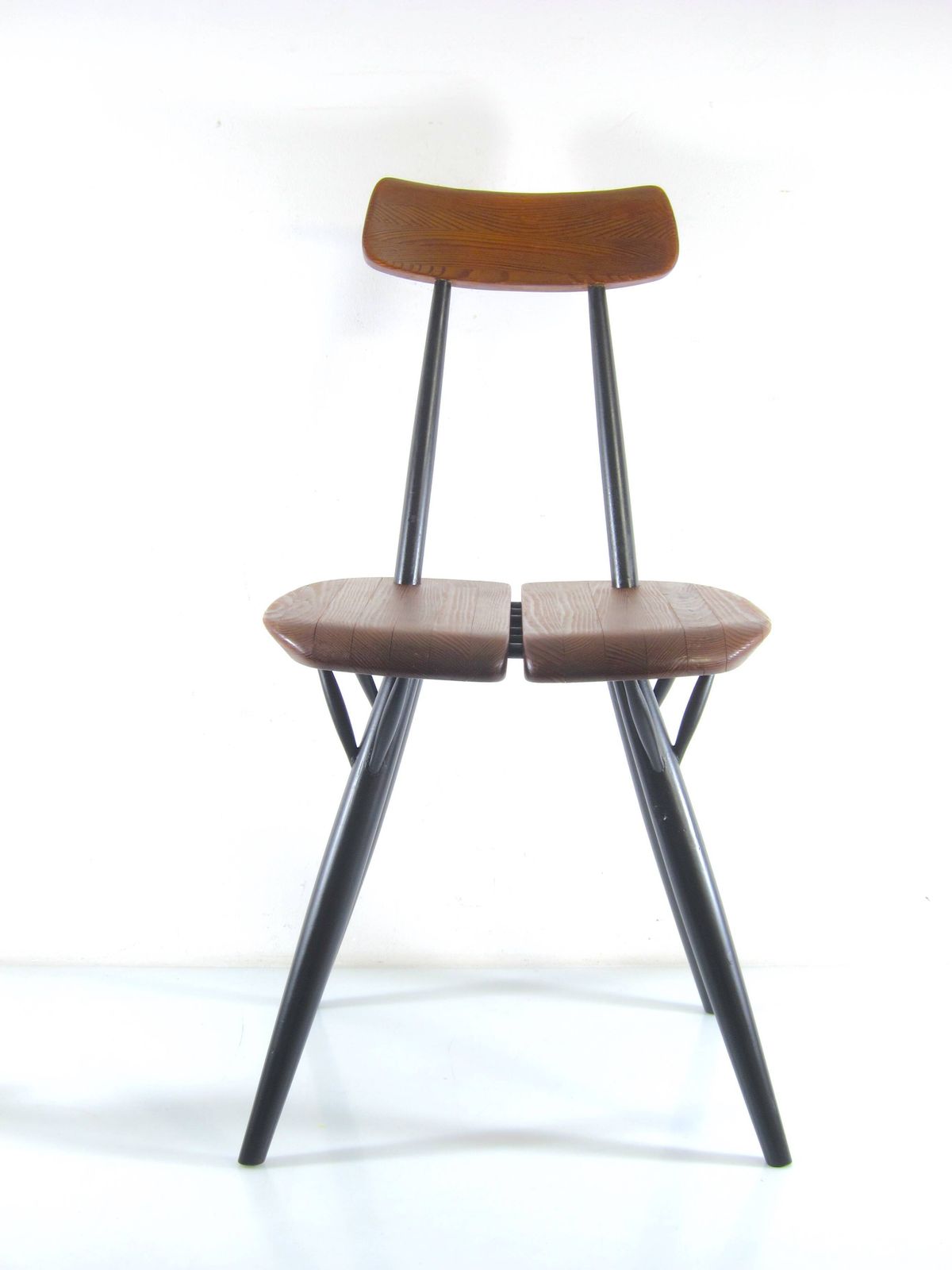 Pirkka Chair – Ilmari Tapiovaara For Laukaan Puu, Finland, Circa 1955 | Early photo for sale