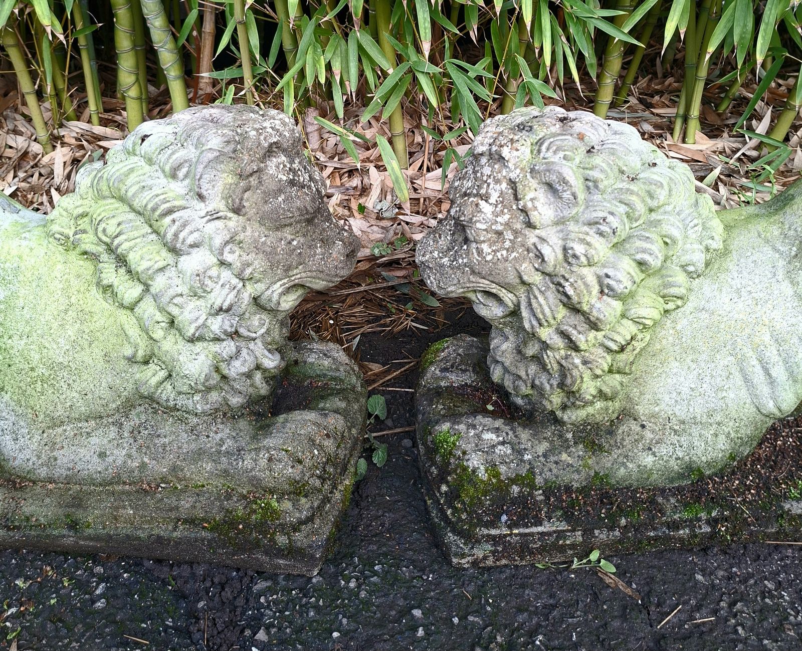 photo furniture Pair Of Antique Stone Recumbent Guardian Lions