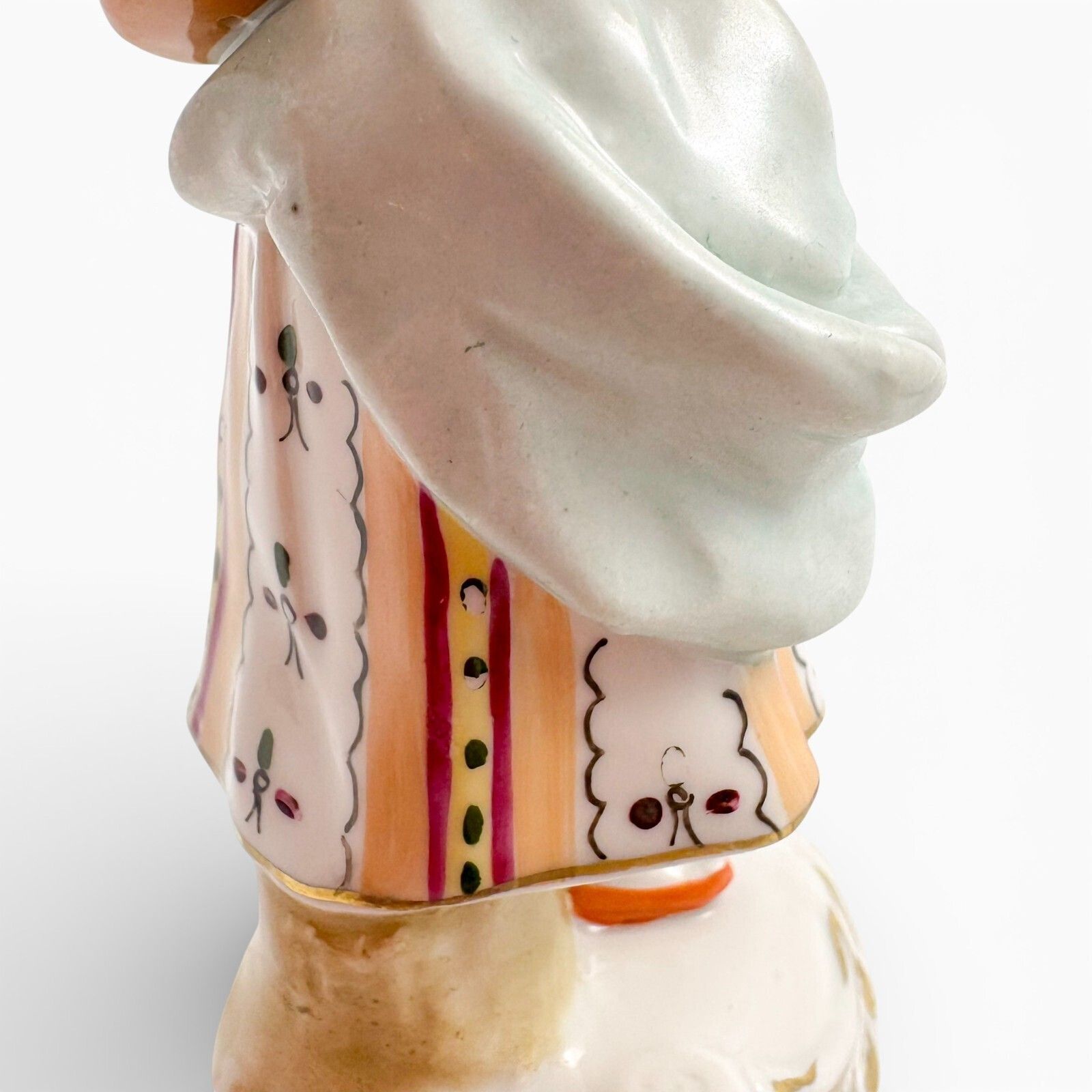 115.0 Antique Sitzendorf Porcelain Flower Seller Figurine Antique German C.1920s photo