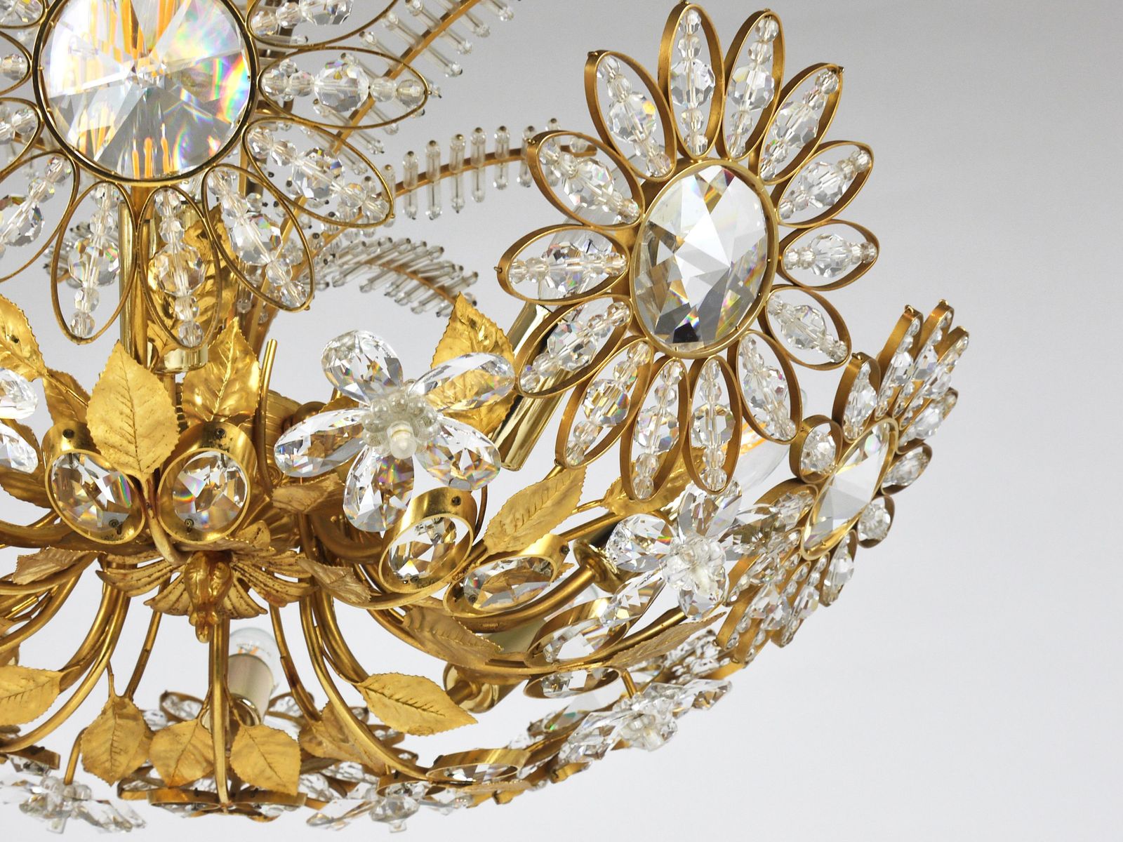 2757.0 Ernst Palme Large Palwa Flower Palm Tree Chandelier, Gilt Brass, Crystals, 1970s photo