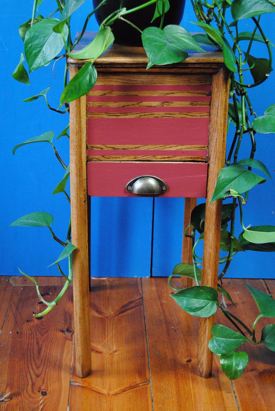 110.0 1950s Occasional Table, Vintage photo