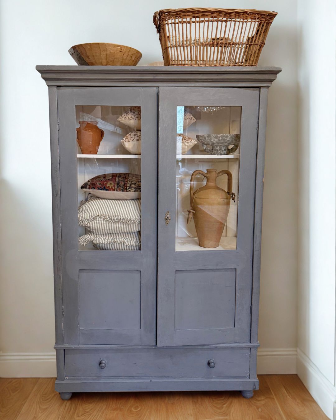 Hand Painted Victorian Display Cabinet: Farmhouse Linen Cupboard photo Furniture
