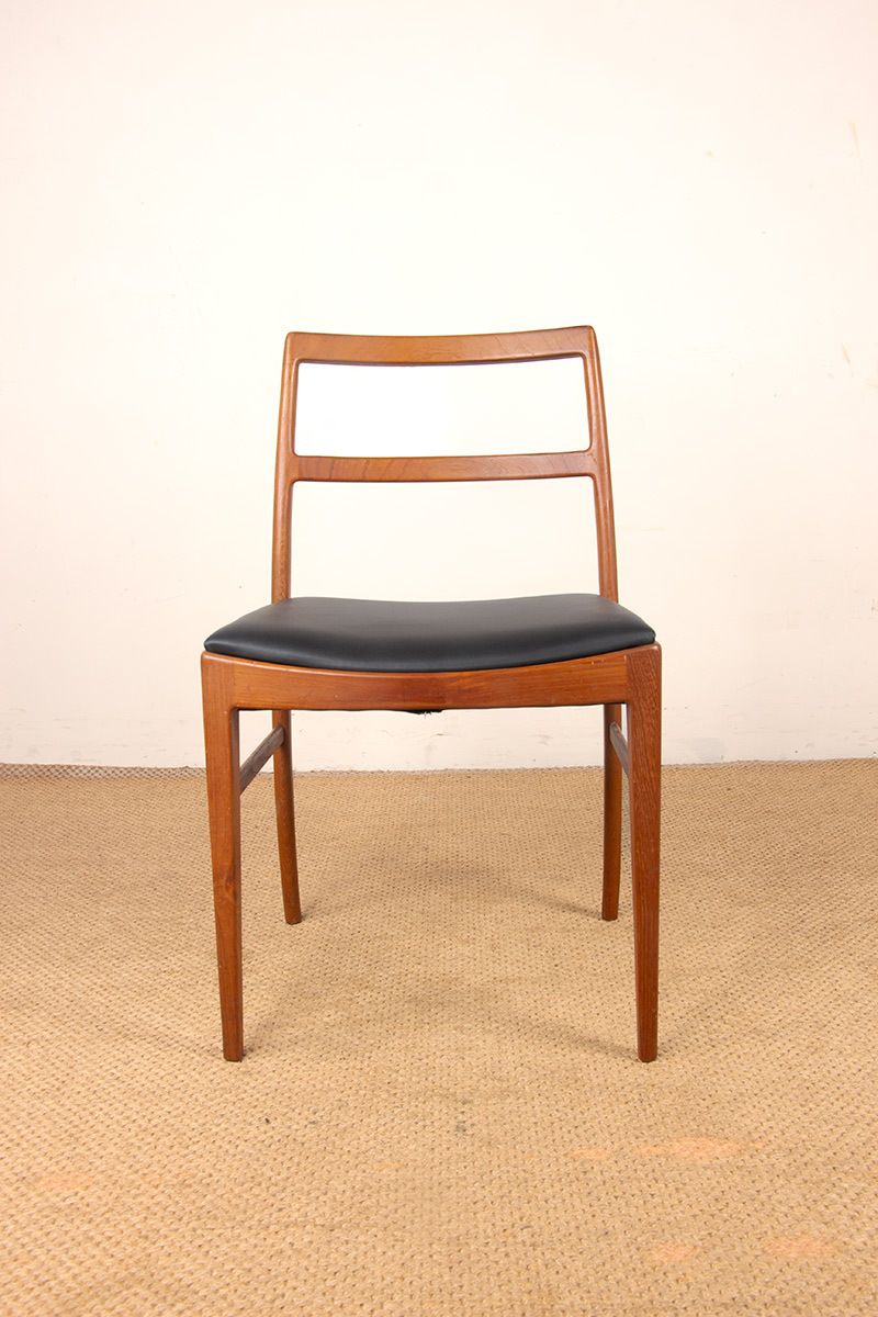 Ensemble de 4 chaises danoises en teck et cuir neuf, modèle 430, par Arne Vodder pour Sibast, 1960 photo for sale