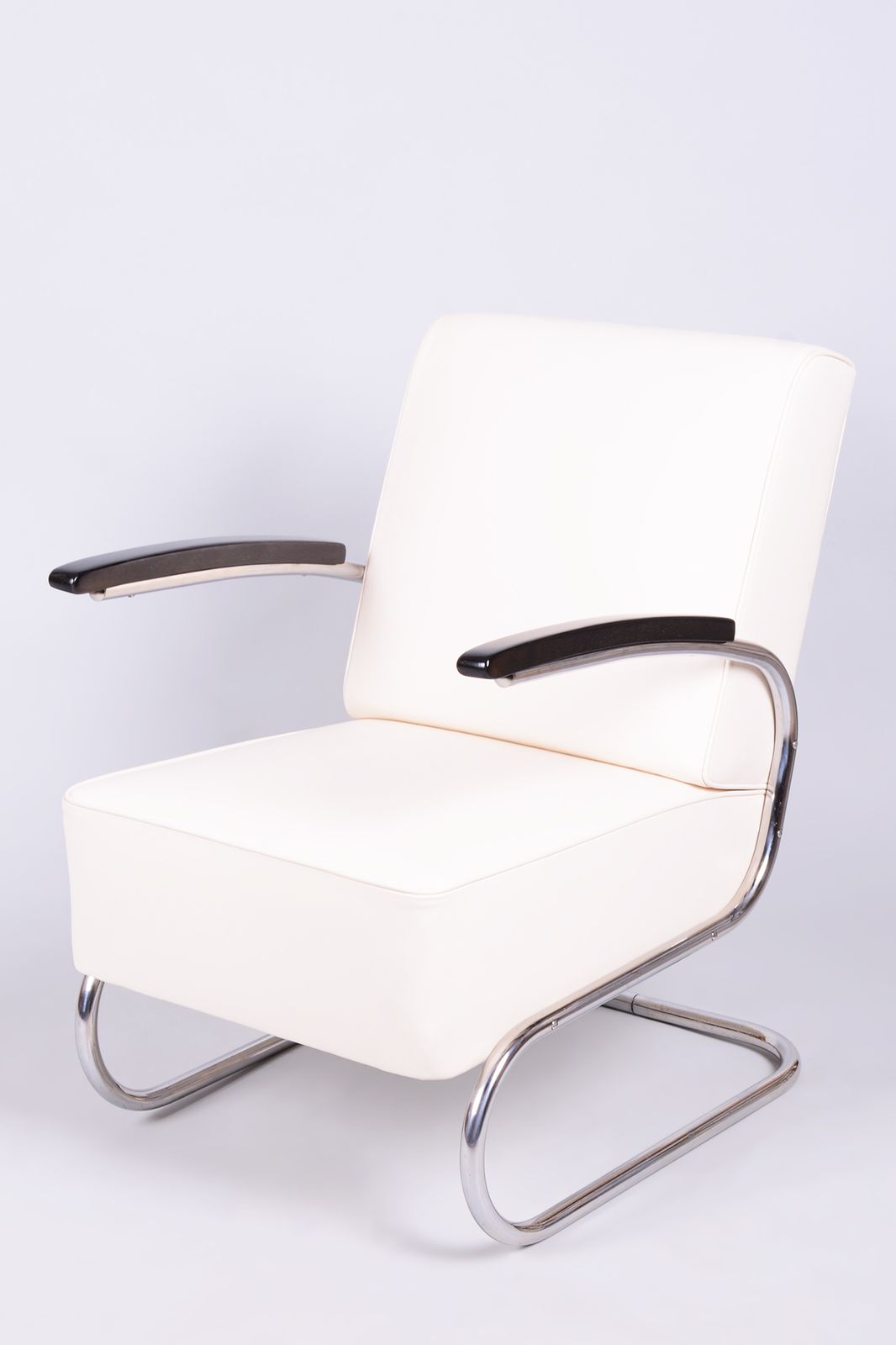 Restored Bauhaus Armchair, By W. Gispen For Mücke Melder, Chrome, Czech, 1930s photo furniture