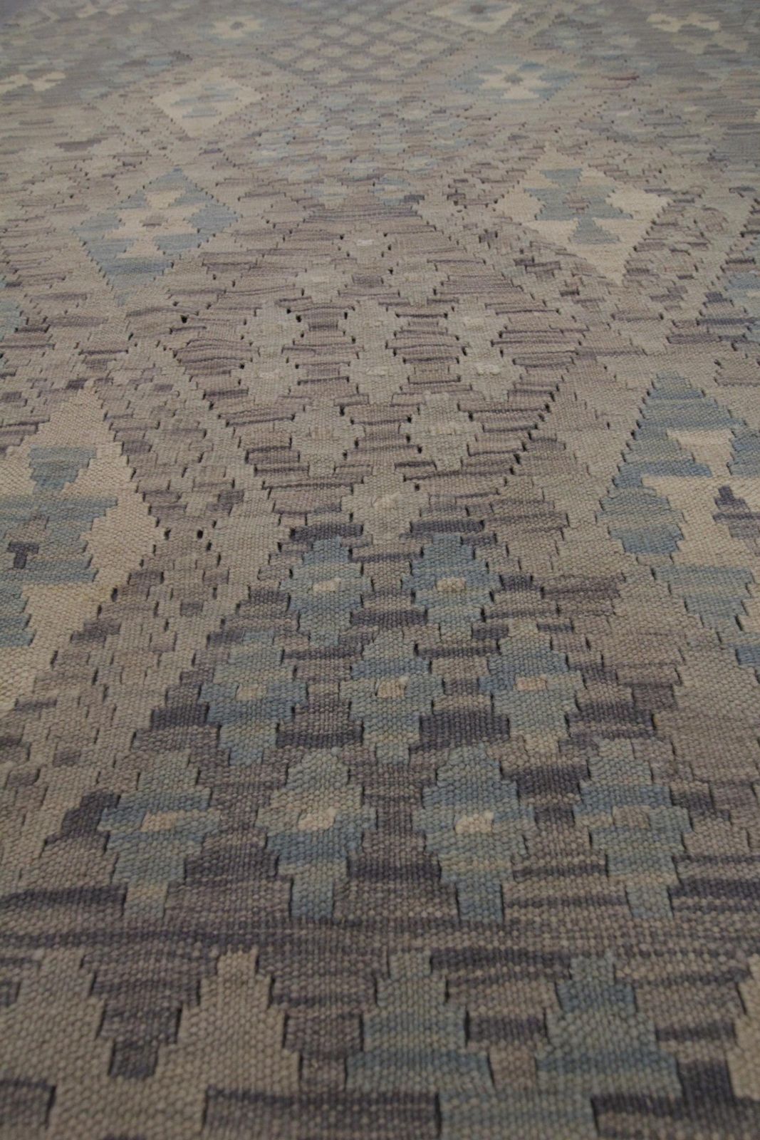 Grey Kilim Rug Traditional Carpet Kilim Scandinavian Style Brown Wool Area Rug photo Textiles