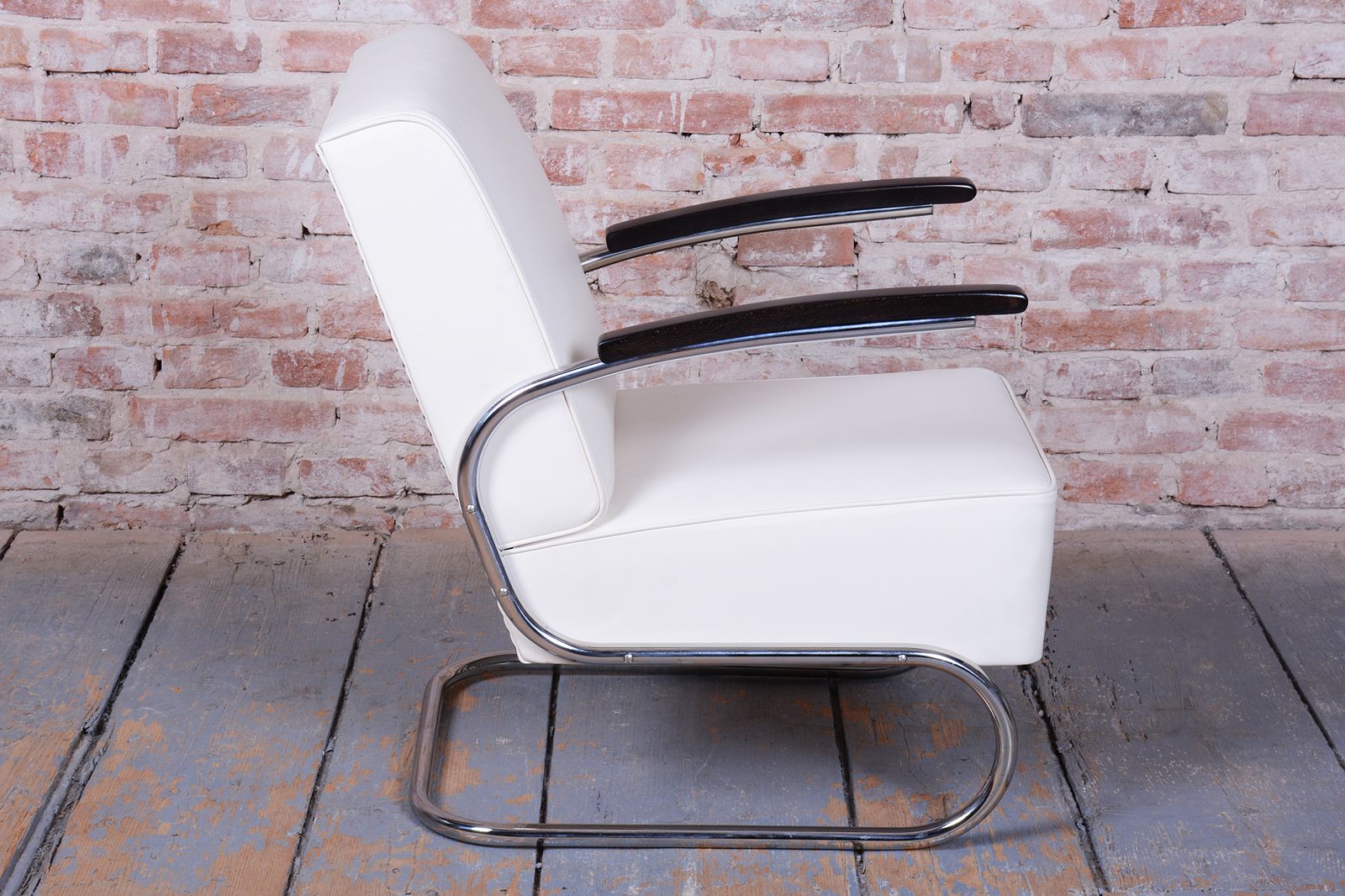 Furniture Pair Of Restored Bauhaus Armchairs, By W. Gispen For Mücke Melder, Czech, 1930s photo