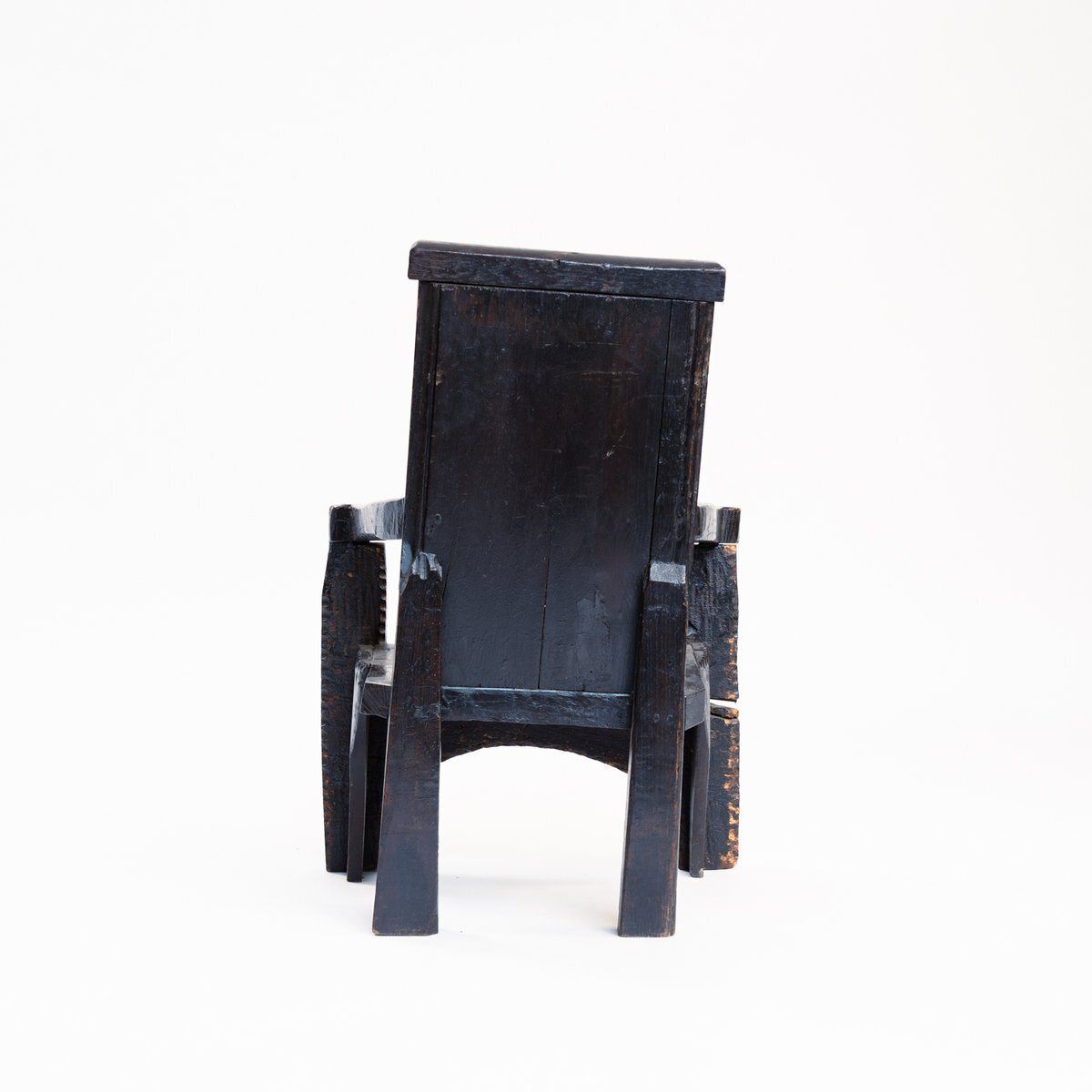 Late Medieval Walnut Sculptural Armchair With Floral Carvings, United Kingdom, 1600s photo 5611.0