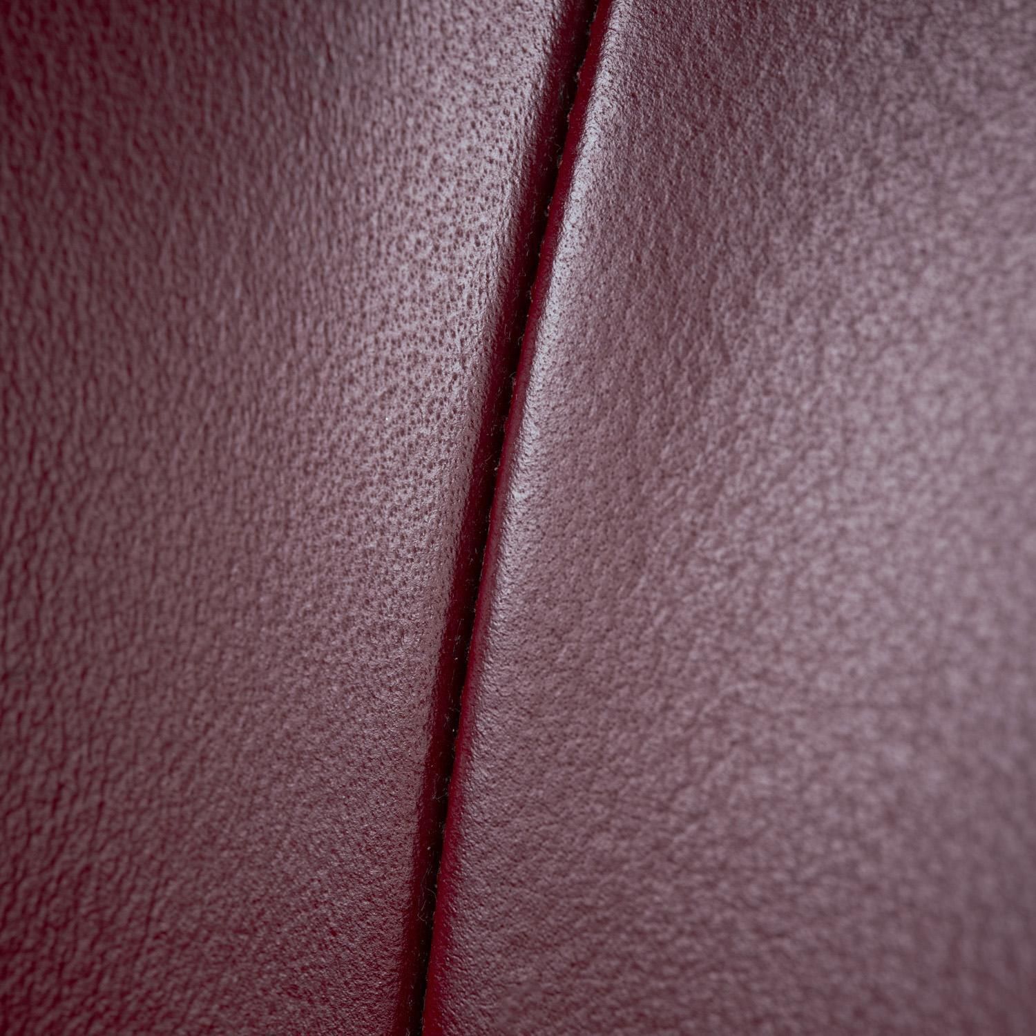 photo vintage Leather Beech Wood Red Black Sinan Armchairs Designed By Poltrona Frau, Set Of 4