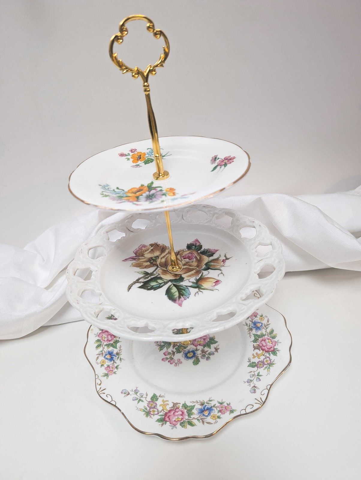 Beautiful Elegant Vintage 3 Tier Cake Stand. Bone China, Bridgerton Style. Made In England photo Home Decor