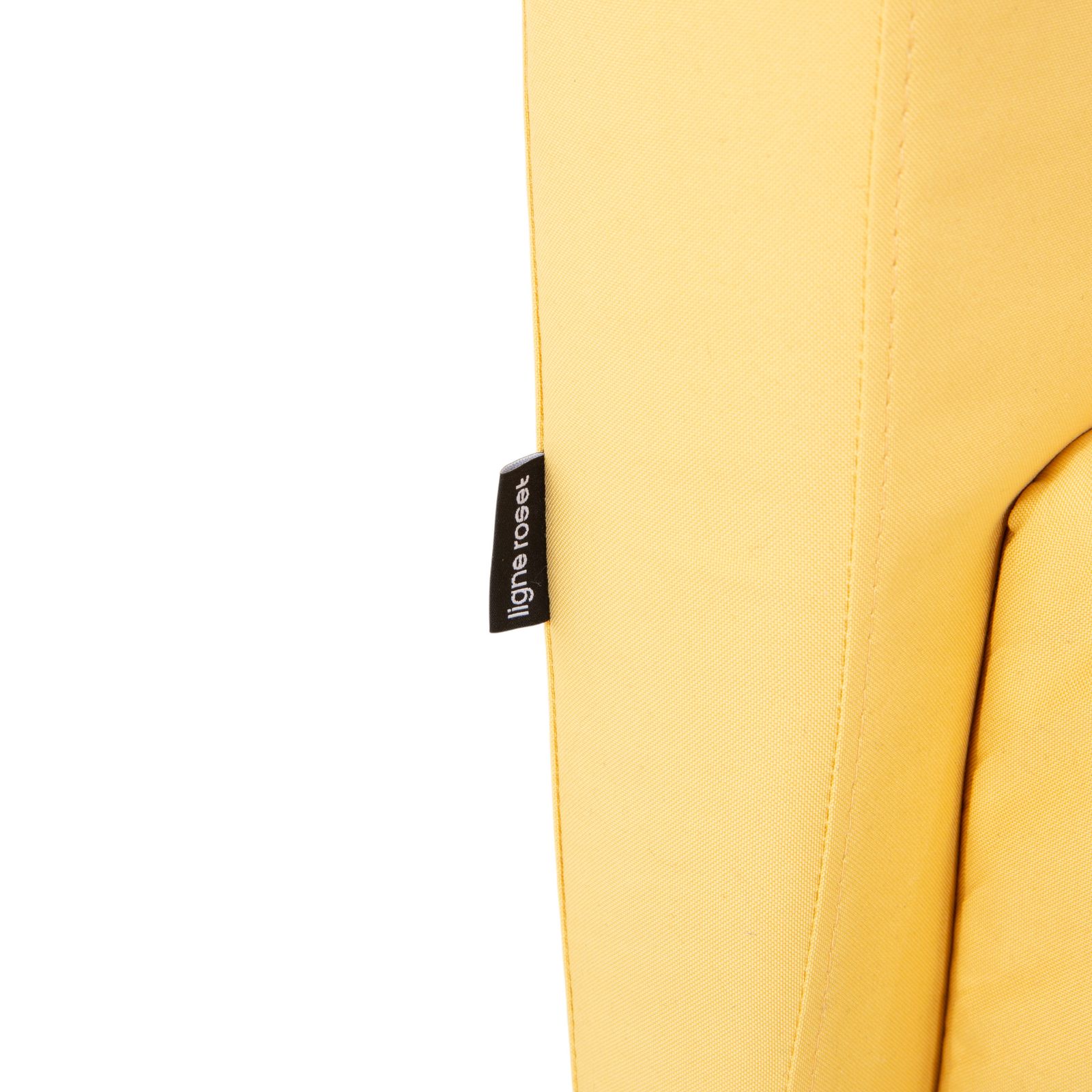 Mobilier Lit Ligne Roset Anna en tissu, crème et jaune photo