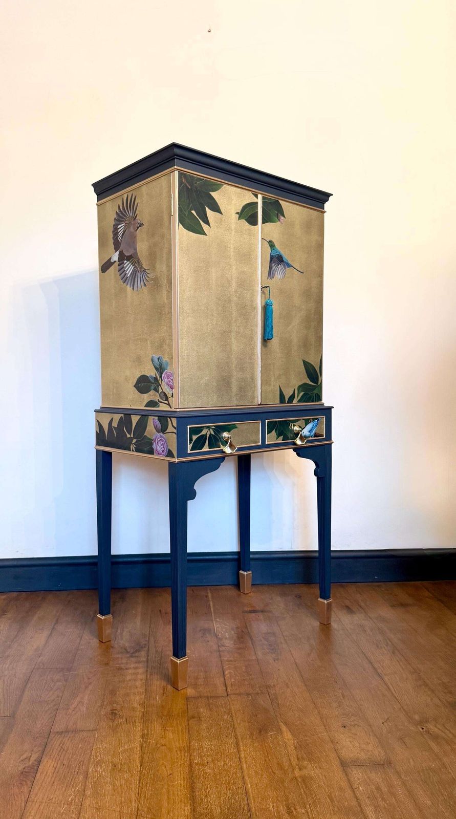 Timeless Luxury Regency Style Chinoiserie Drinks / Cocktail Cabinet   Made To Order / Bespoke Commissions Available photo for sale