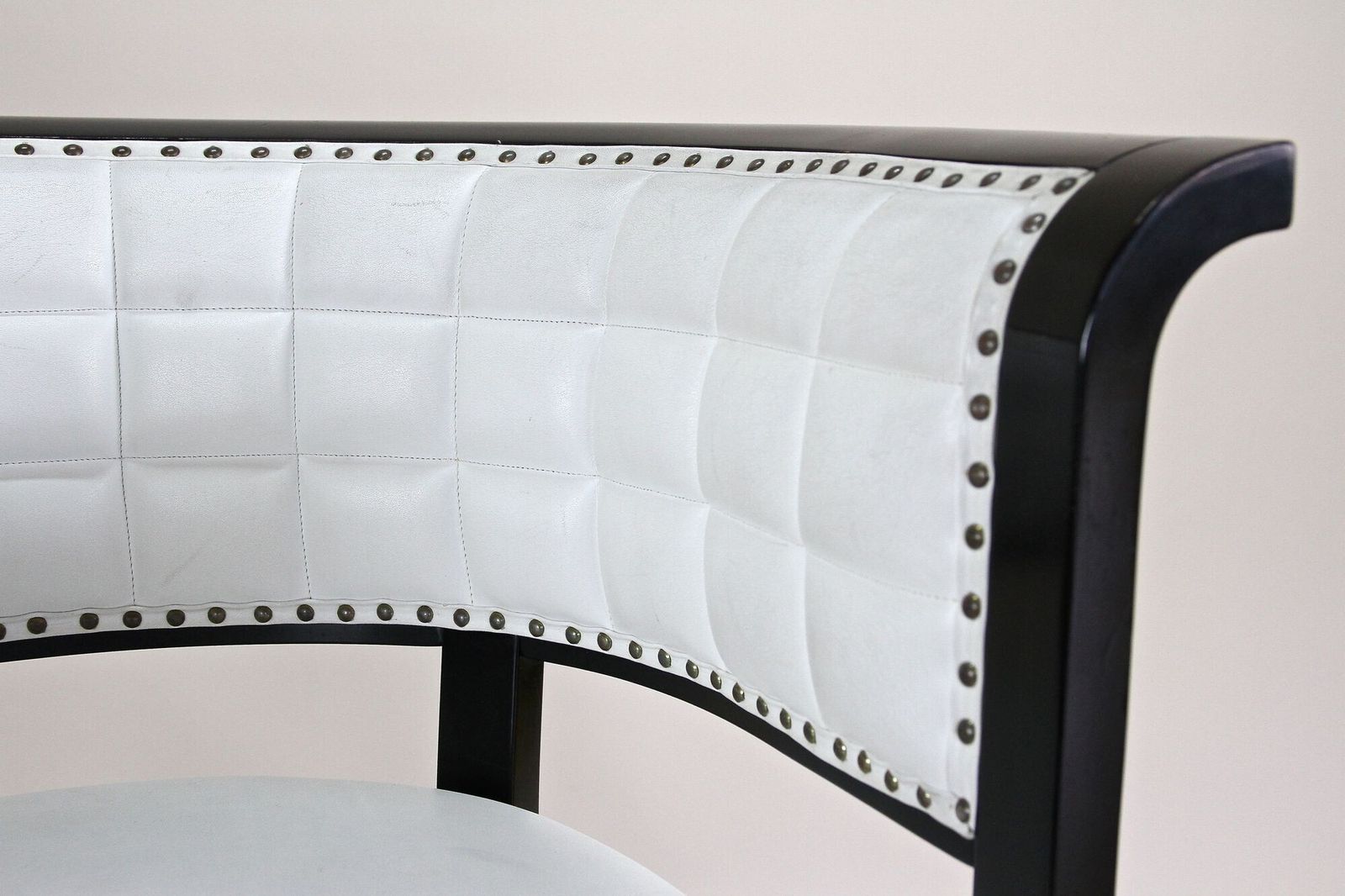 20th Century Thonet Armchair   White Leather, Design By M.Kammerer, At Ca. 1980 photo vinterior