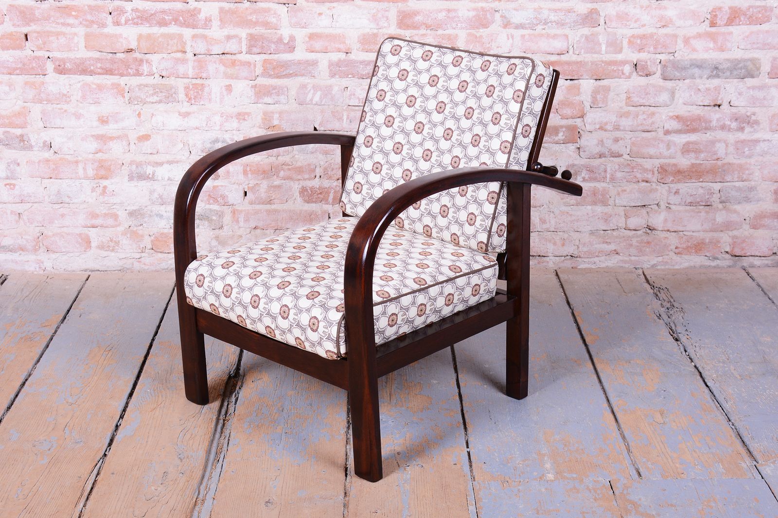 Restored Art Deco Adjustable Armchair, By Thonet, Beech, Polished, Czech, 1920s photo furniture