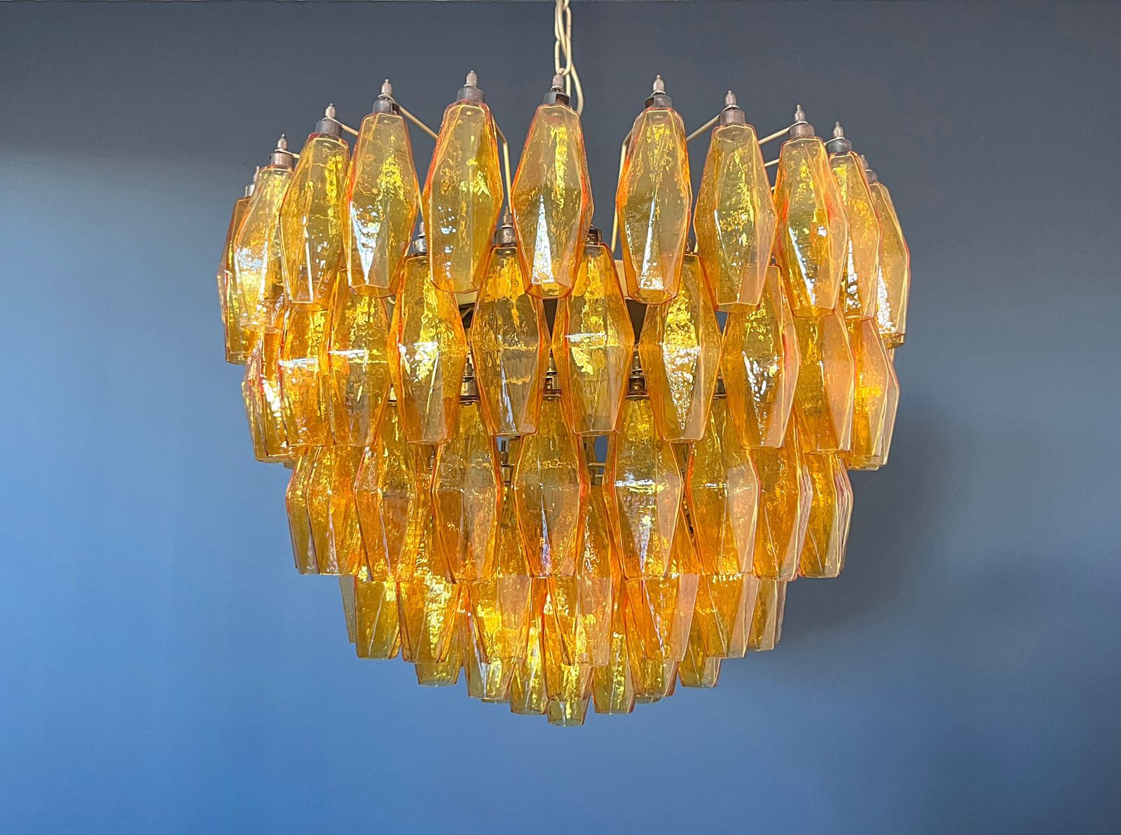 Amazing Murano Glass Chandelier – 111  Amber Poliedri photo vinterior