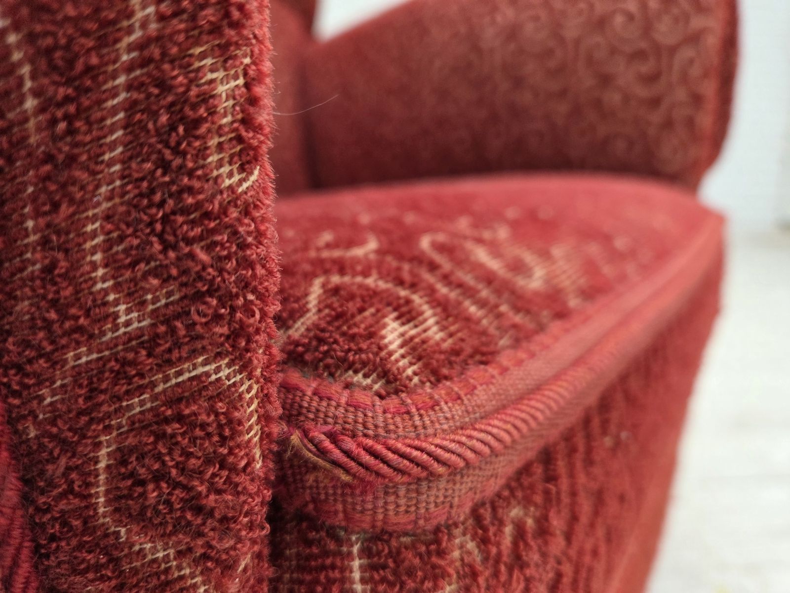 1960s, Danish Relax Armchair, Original Red Furniture Wool, Oak Wood Legs. photo vintage