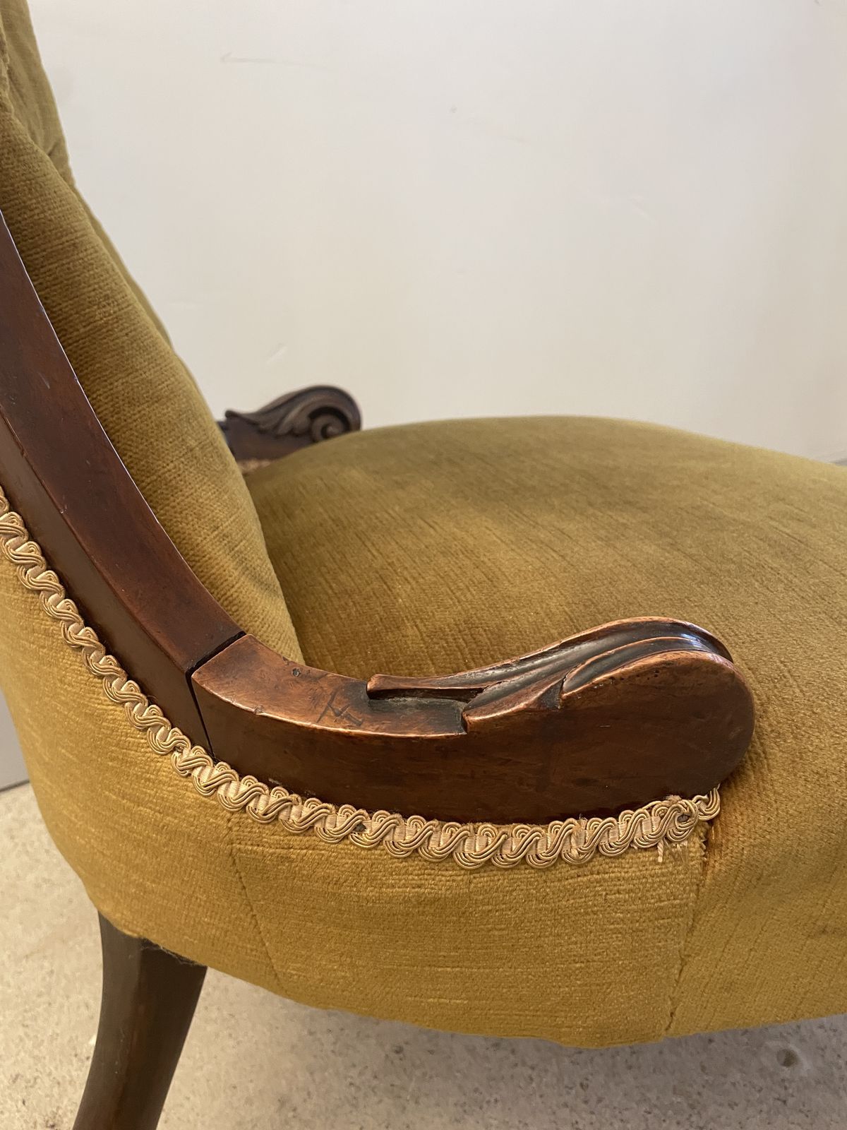 A 19th Century Antique Carved Mahogany Nursing Chair photo Furniture