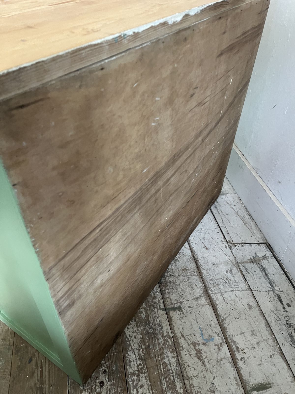 photo vintage Green Painted Victorian Dresser Base/Sideboard