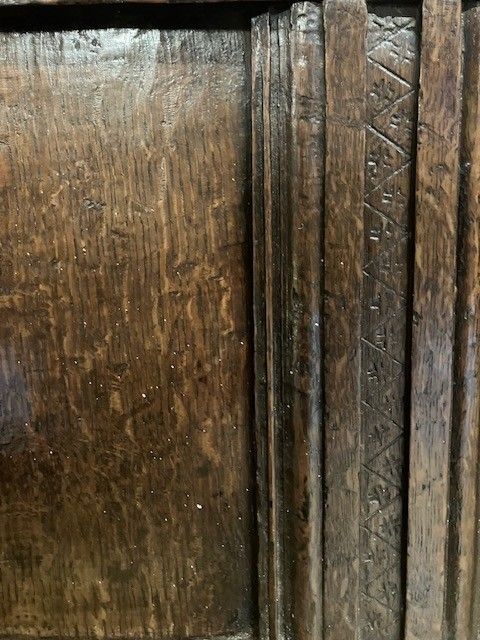 photo vinterior Antique Coffer Oak 17th Century  Blanket Chest Charles I / II Gothic Style Trunk