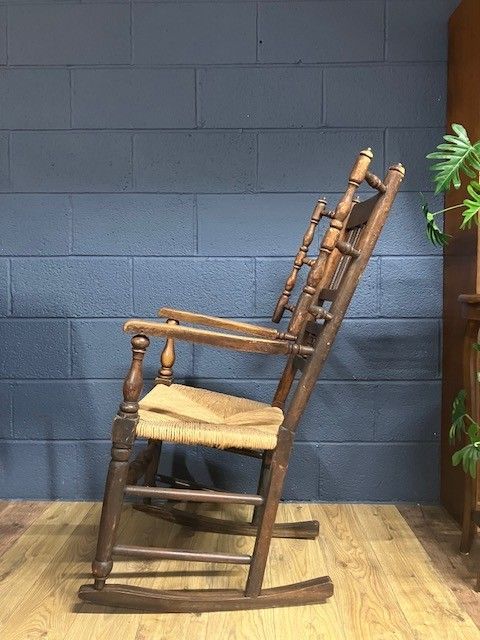 Antique Elmwood Lancashire Wool Winding Chair W. Rush Seat photo for sale