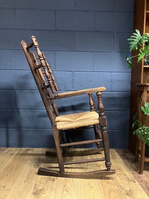 Antique Elmwood Lancashire Wool Winding Chair W. Rush Seat photo 295.0