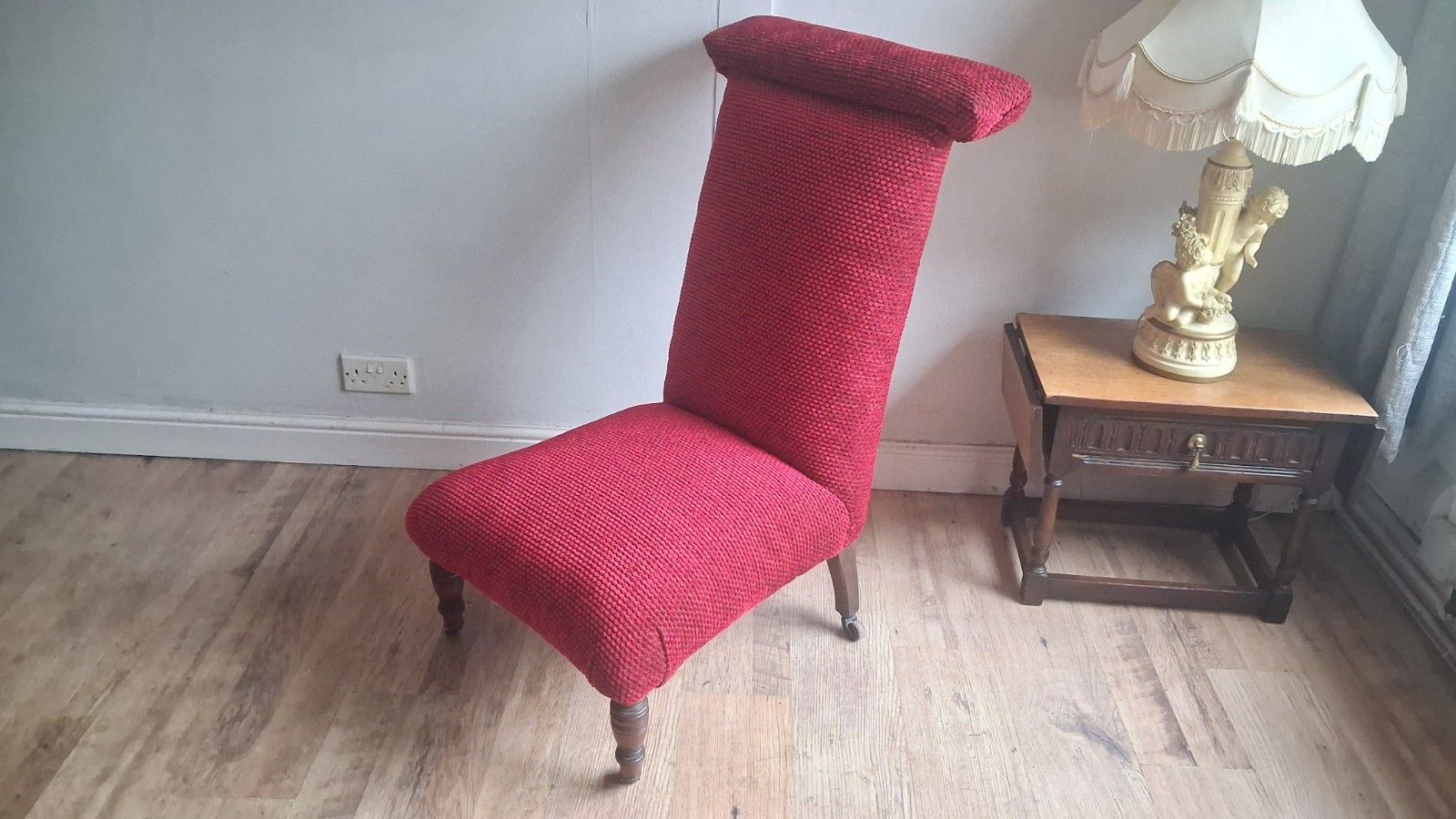 photo vinterior Newly Upholstered Original 19th Century Prayer Chair,Bedroom /Hall/Landing Chair
