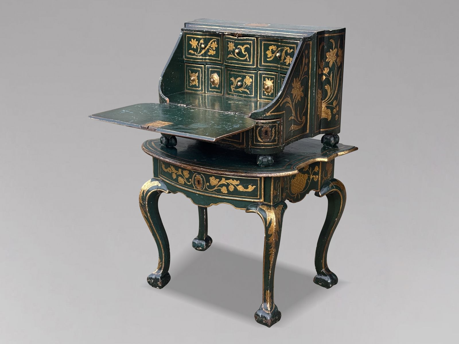 18th Century Venetian Painted Travelling Bureau On Table