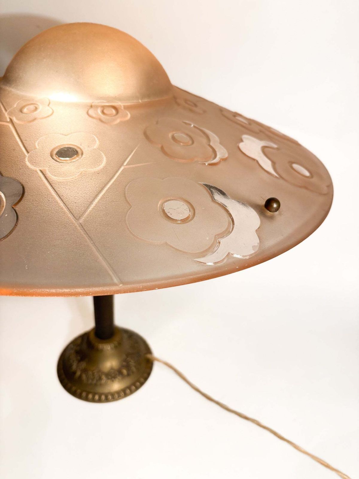 Table Lamp In Pressé Moulé Verre By Verrerie D'art Degué, 1930s photo vintage