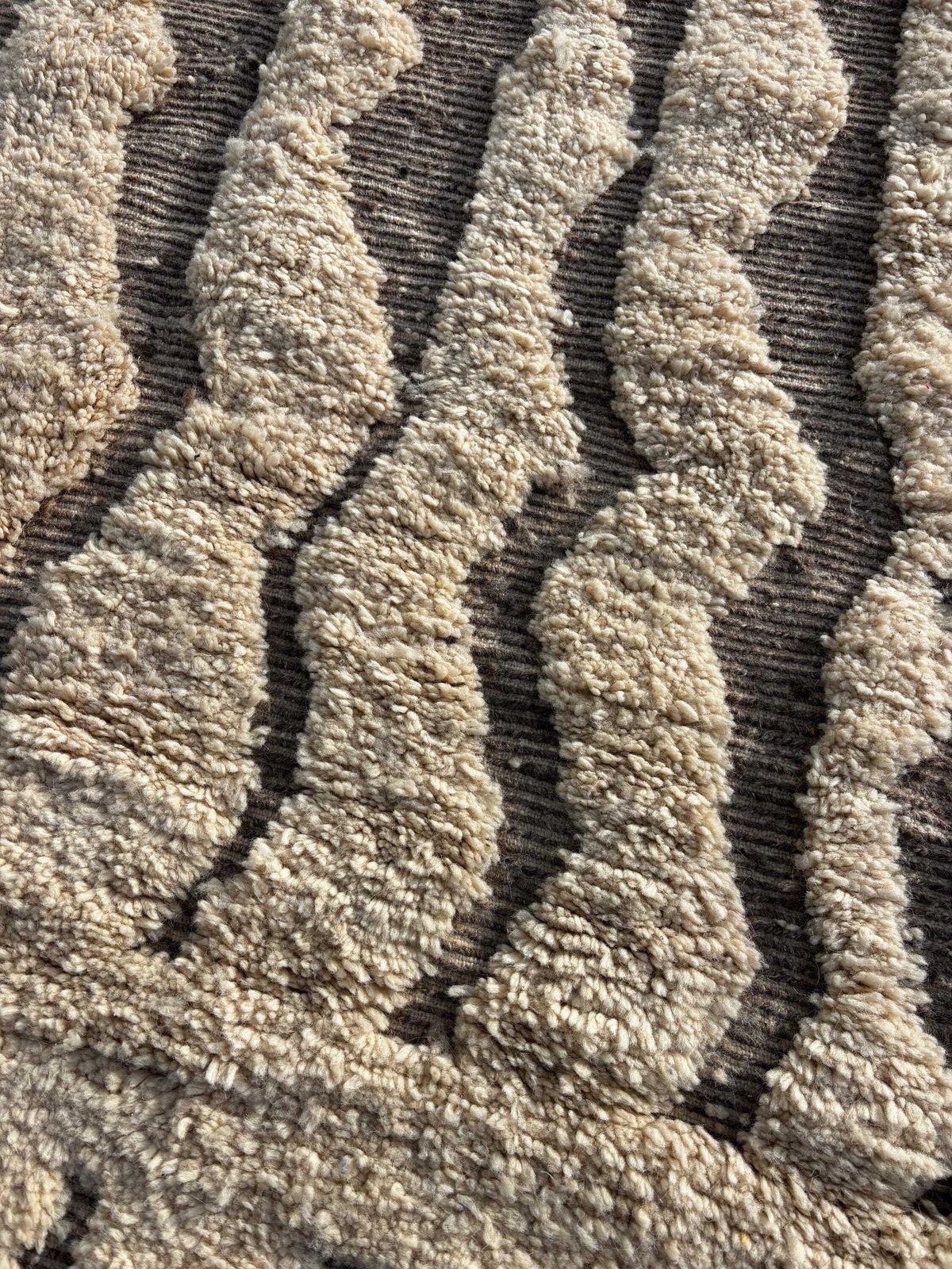Modern Moroccan Rug Handmade Wool – Shaggy Berber Area Rug 220x300 Cm, Contemporary Boho Living Room Decor photo vintage