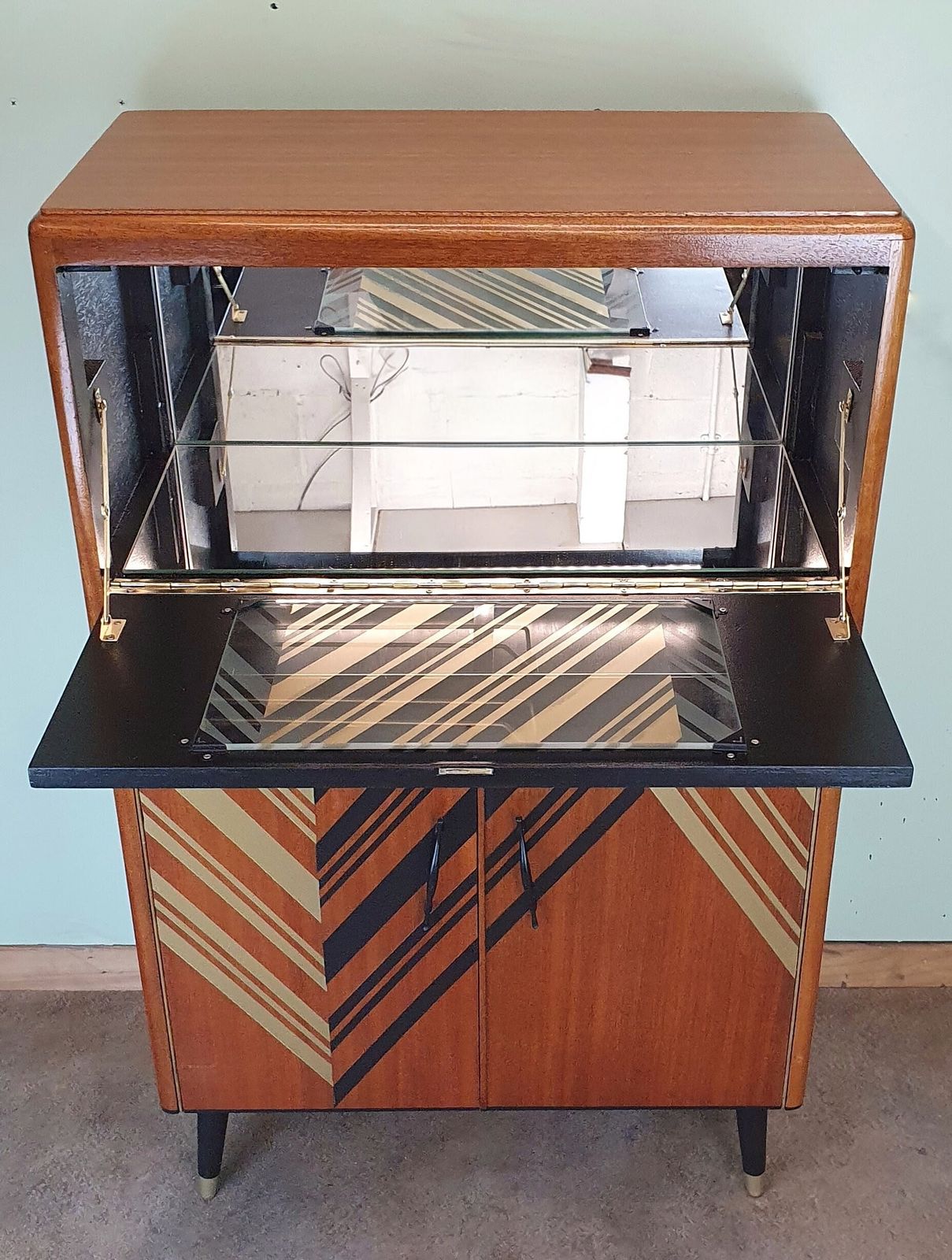 Mid Century Modern Drinks Cabinet With Black & Gold Geometric Design photo Furniture