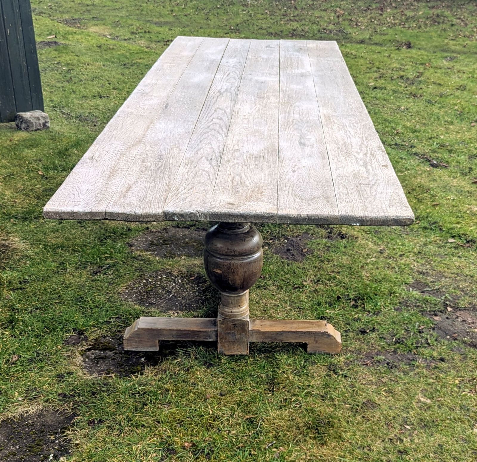 photo vinterior Vintage Extra Large Pine Refectory Table,  Shaped Legs Delivery Available 0009.