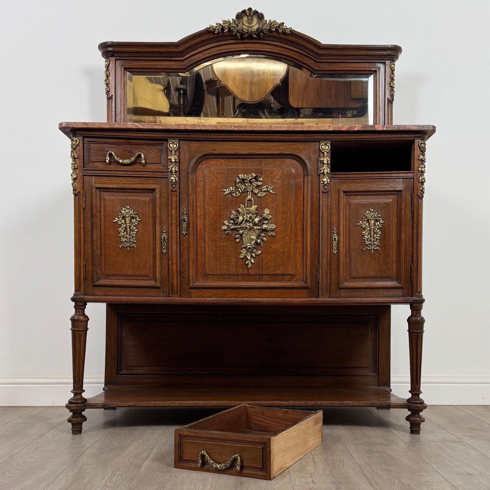 photo vinterior Antique 19th Century French Pair Of Marble Top Cabinets