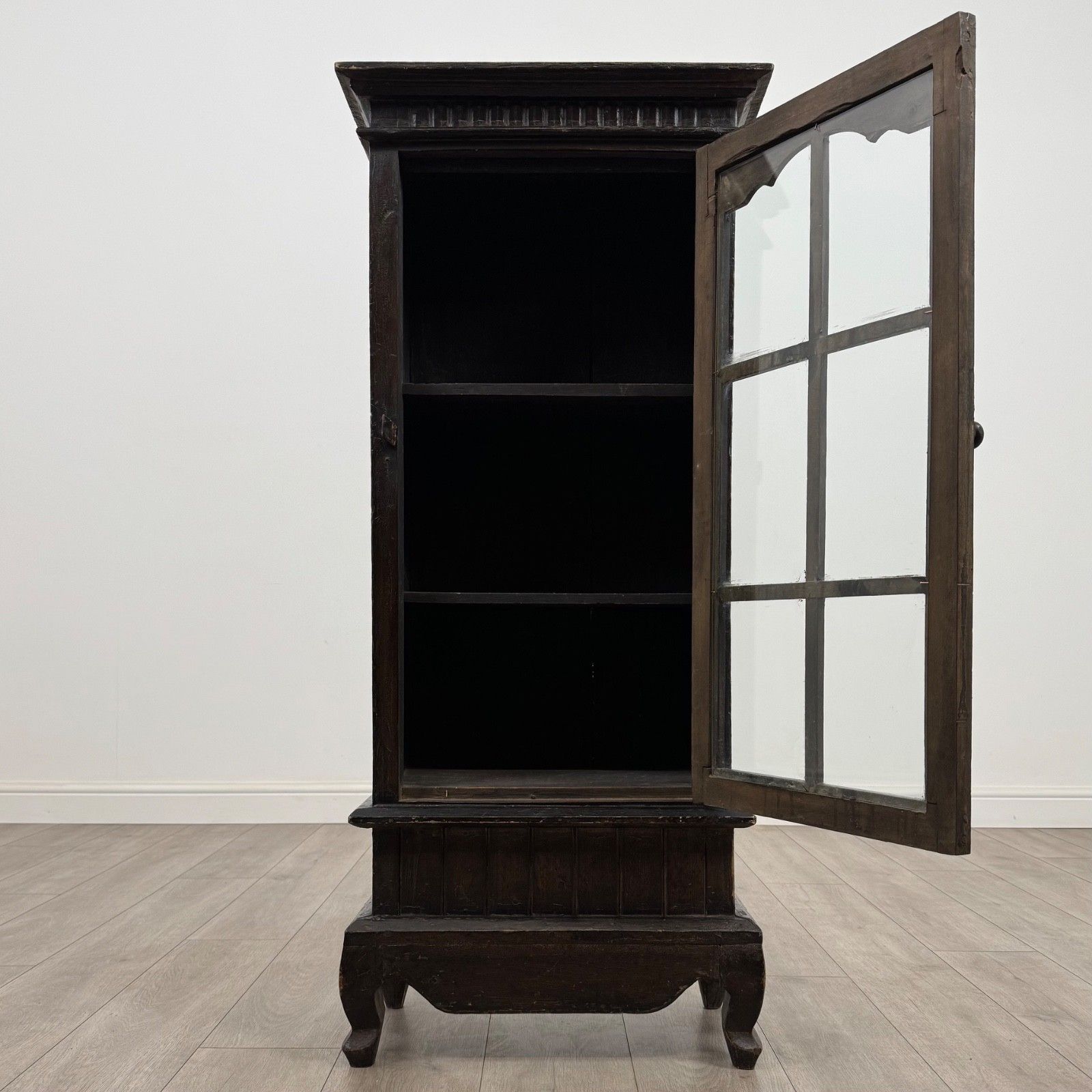 Antique 19th Century Unique Display Cabinet In Oak photo furniture