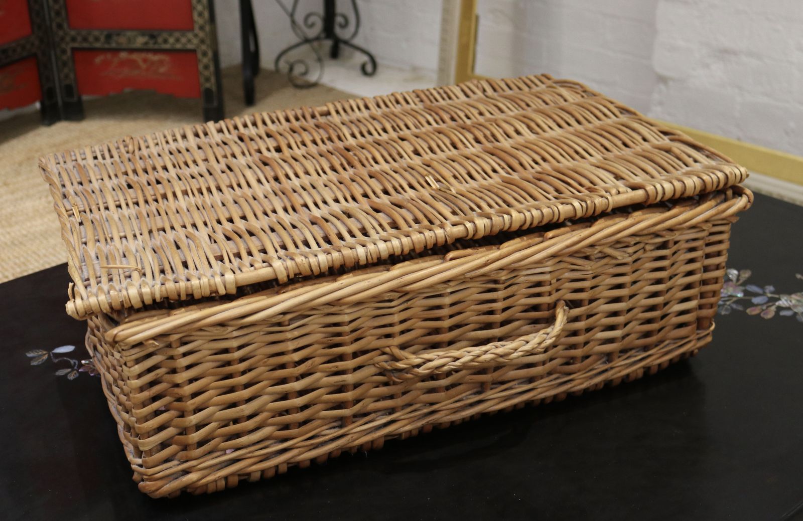 Vintage Large Hamper Basket, Late 20th Century photo buy