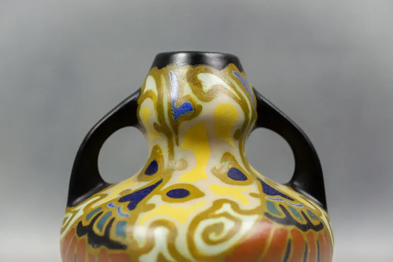 Art Deco Vase With Two Handles In Polychrome Earthenware – Regina, Holland Gouda, Circa 1930 photo furniture