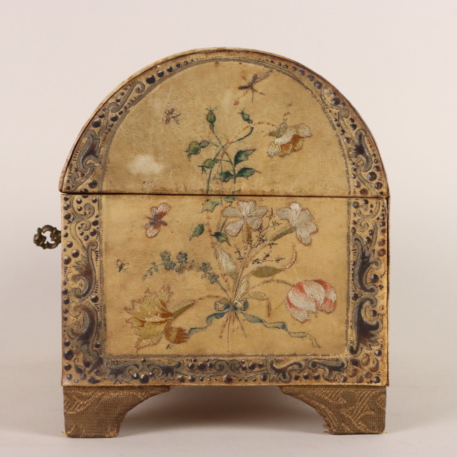 photo furniture Antique Casket Wood Painted Parchment Italy XIX XX Century