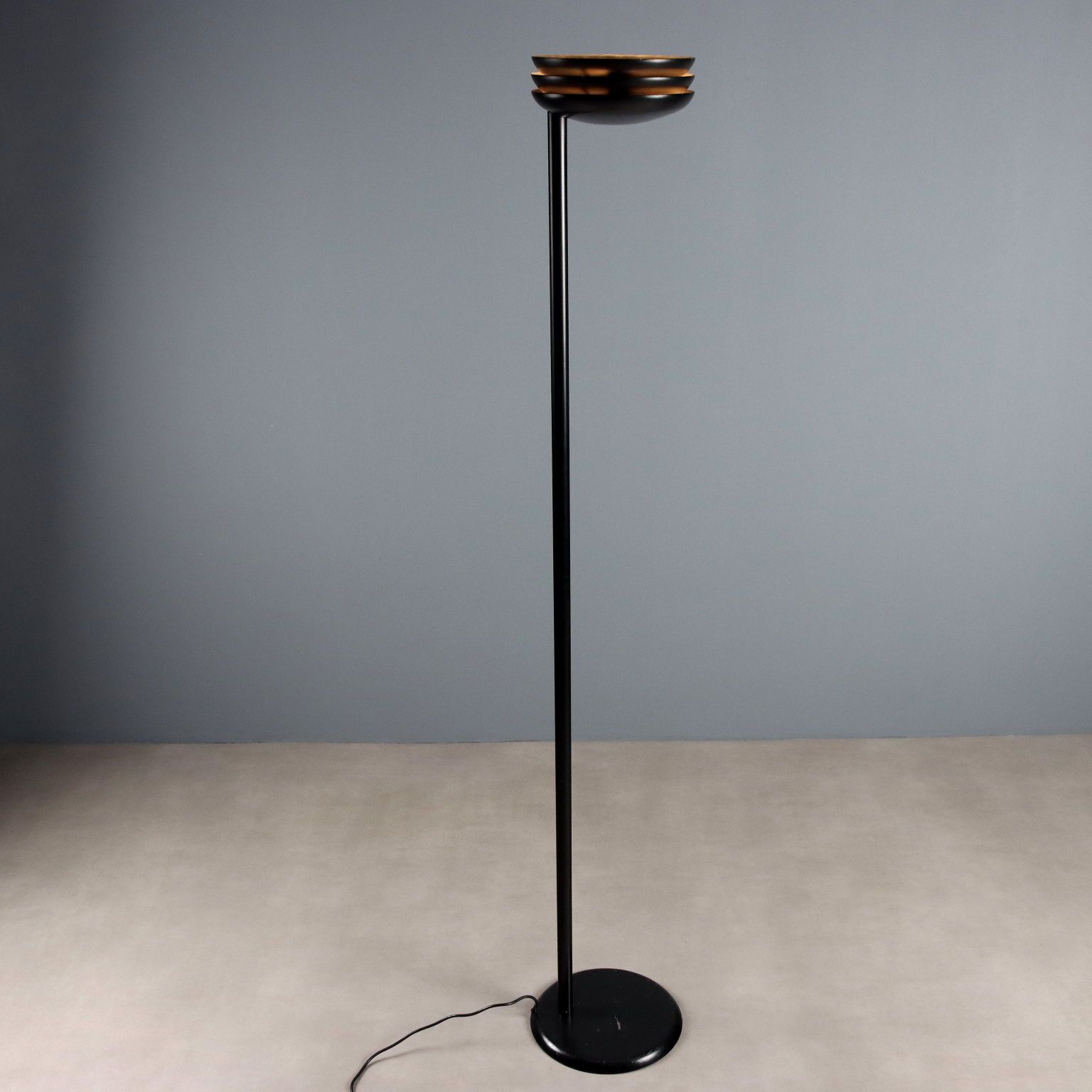 Vintage Floor Lamp Enamelled Aluminium Design Italy 1980s