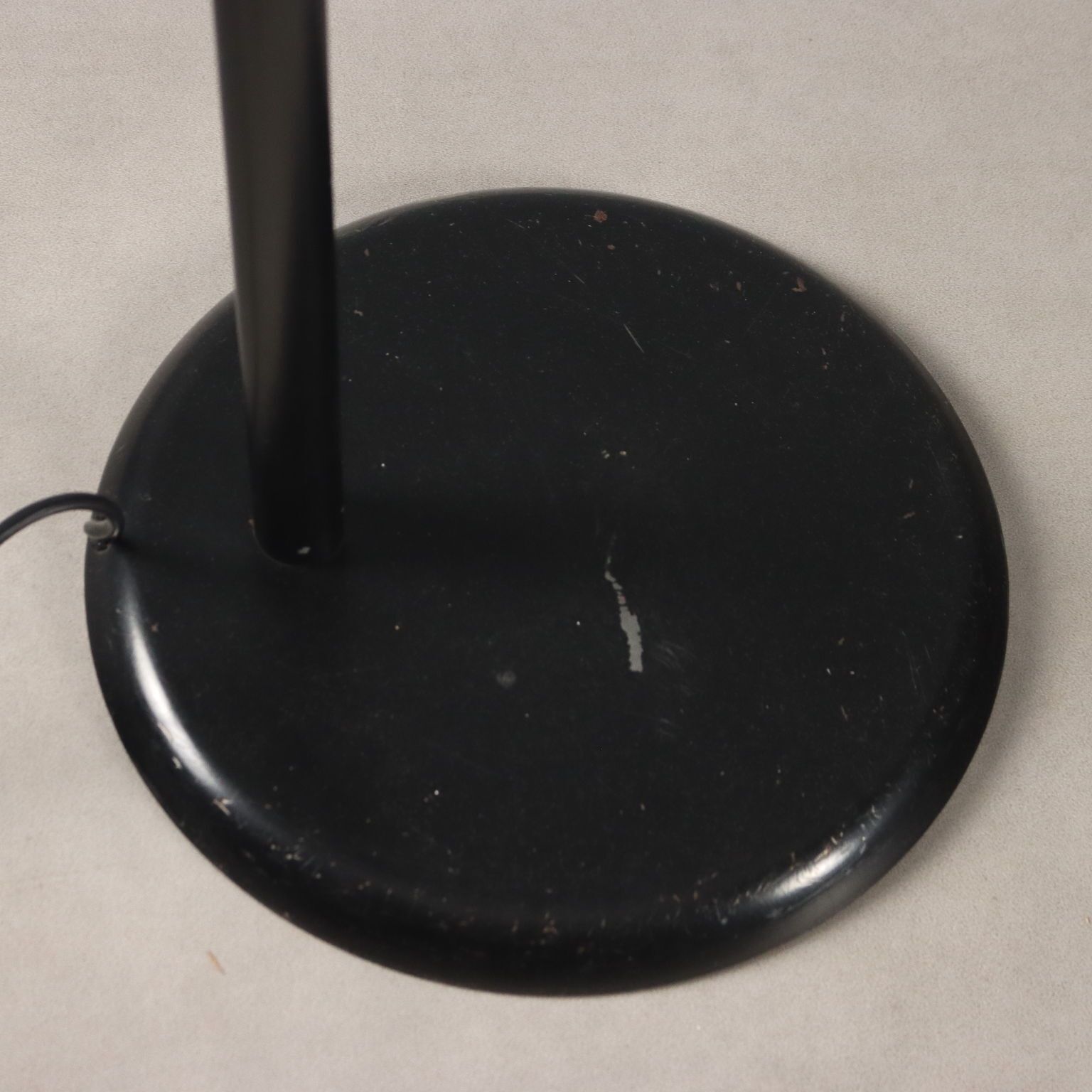 Vintage Floor Lamp Enamelled Aluminium Design Italy 1980s photo vintage