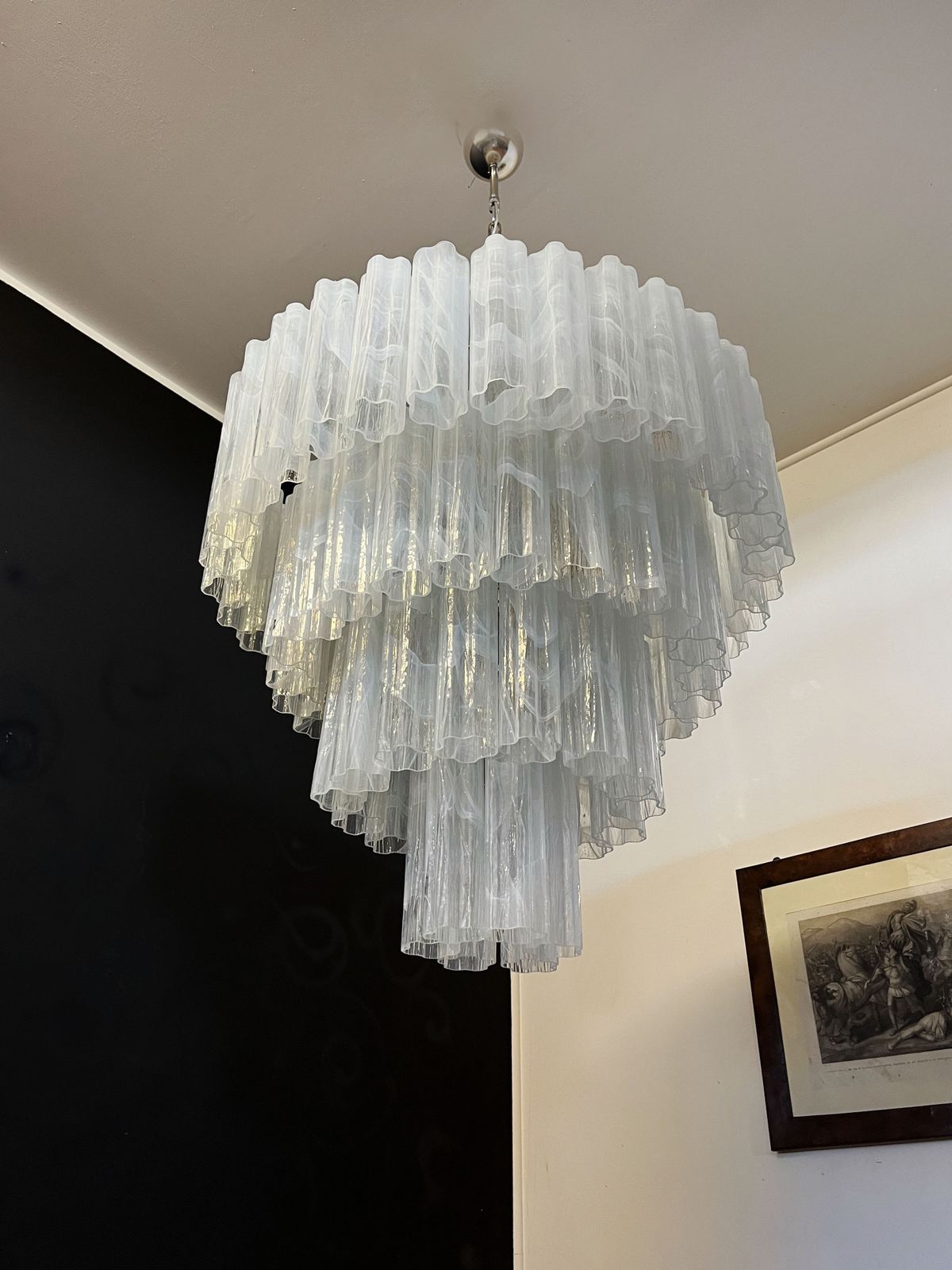 Huge Vintage Murano Glass Tiered Chandelier   78 Alabaster White Glasses photo vinterior