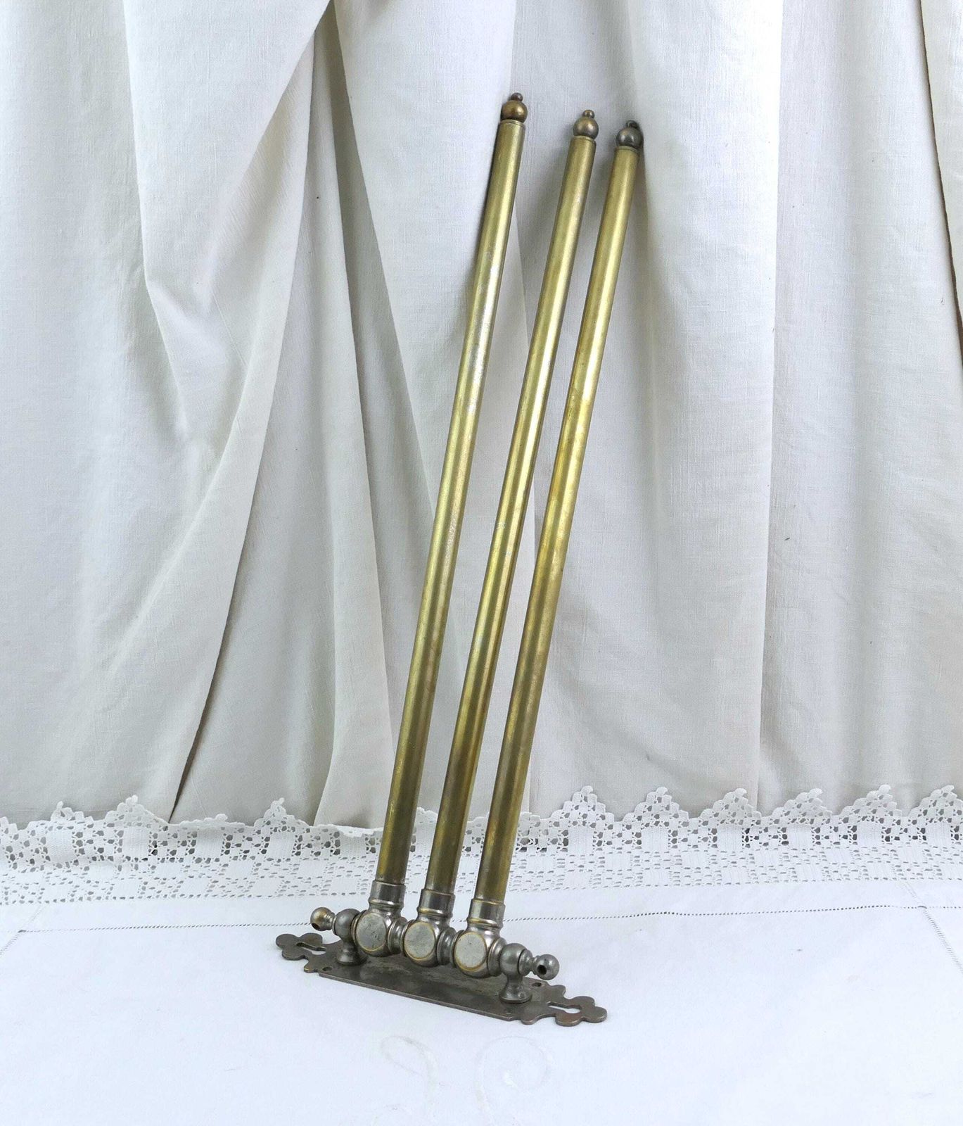 Large Antique French Distressed 3 Rod Swivel Wall Mounted Towel Rack, Retro Chateau Chic Bathroom Accessory From France, Kitchen Hanging