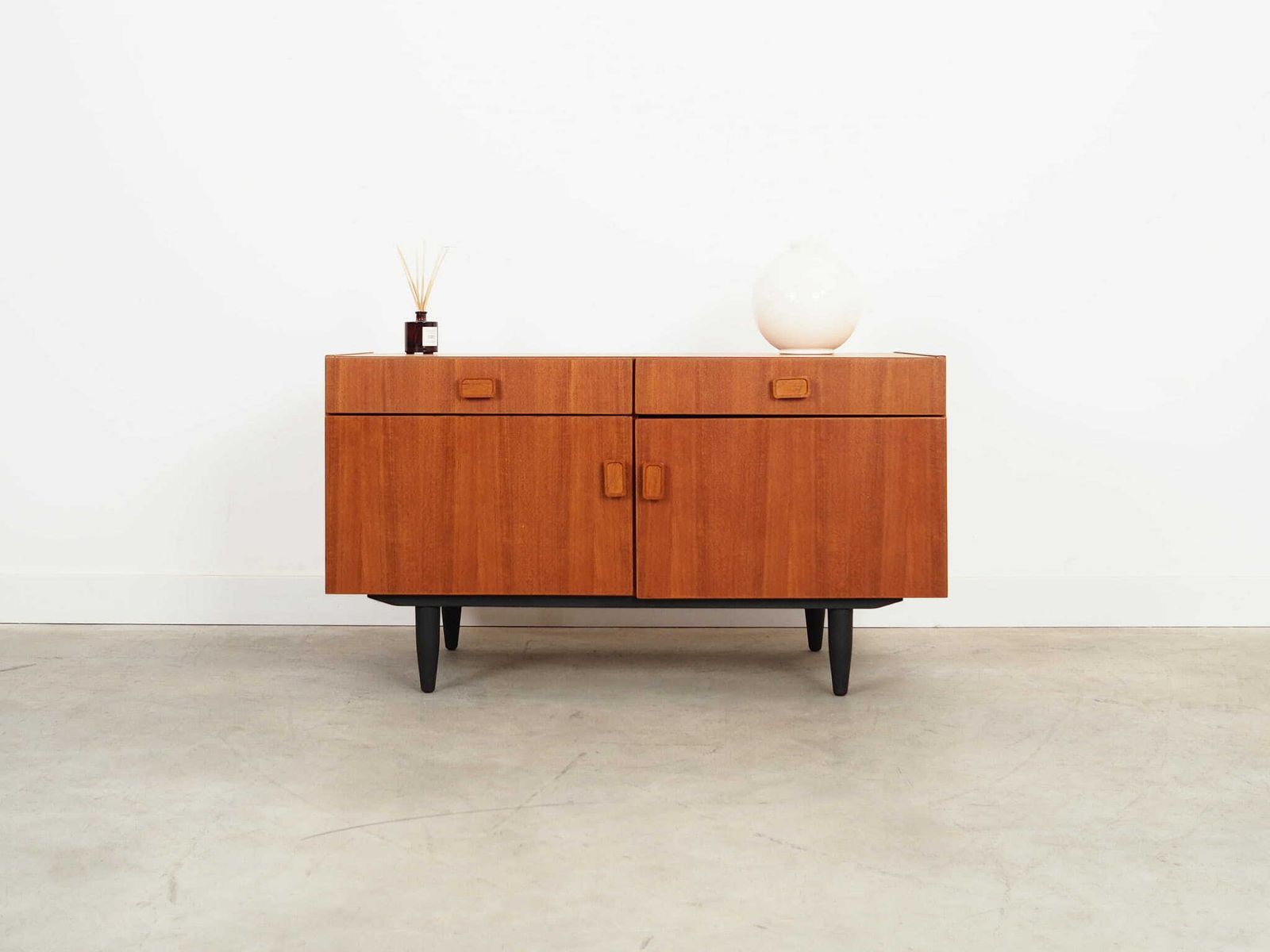 Teak Cabinet, Danish Design, 1970s, Manufacturer: Denka photo furniture