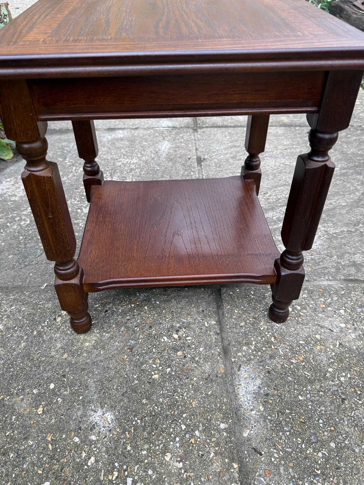 photo furniture 1980s Traditional Revival Wooden Side Table With Attractive Detailed Top And Turned Legs, Neo Traditional Occasional Table