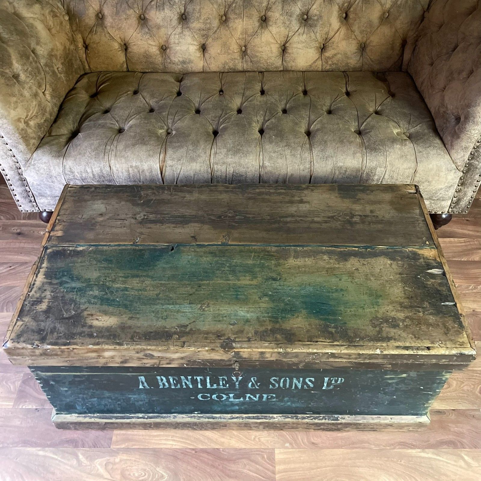 Antique Carpenters Industrial Chest, Large Wooden Storage Trunk & Key photo vinterior