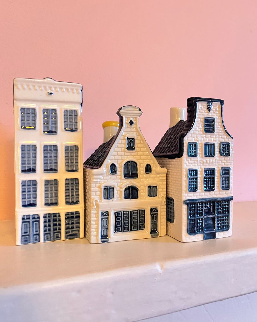 A Set Of 3 Blue Deflt Ceramic Dutch Canal Side Houses photo 115.0
