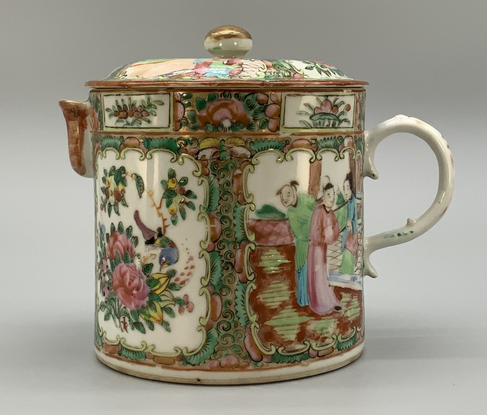 Large 19thc Chinese Export Famille Rose Porcelain Barrel Form Coffee Pot & Cover
