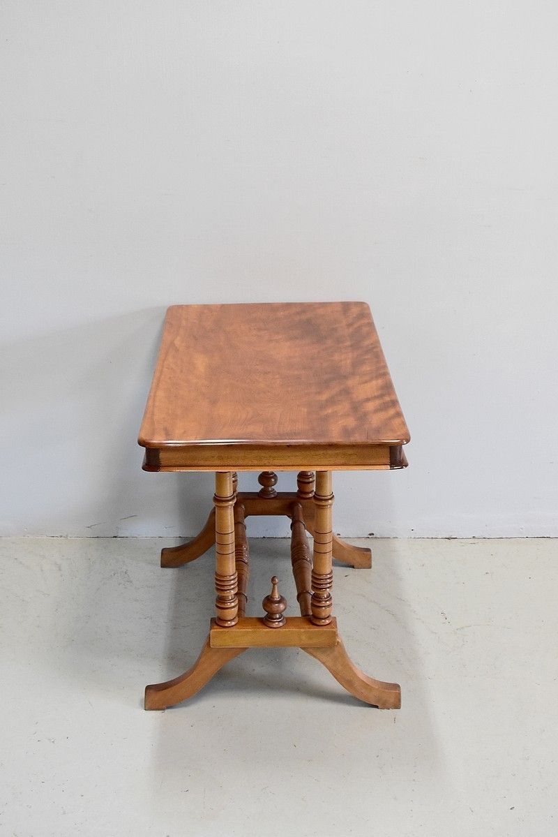 Small Coffee Table In Satin Wood 19th photo Furniture