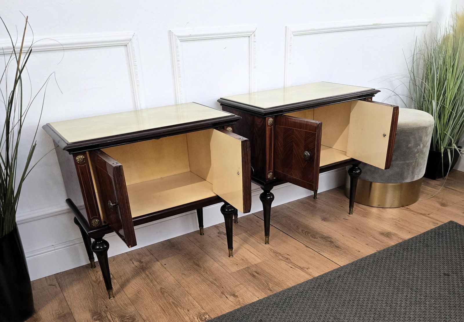 Pair Of Mid Century Italian Art Deco Nightstands Bedside Tables Walnut Glass Top photo vinterior