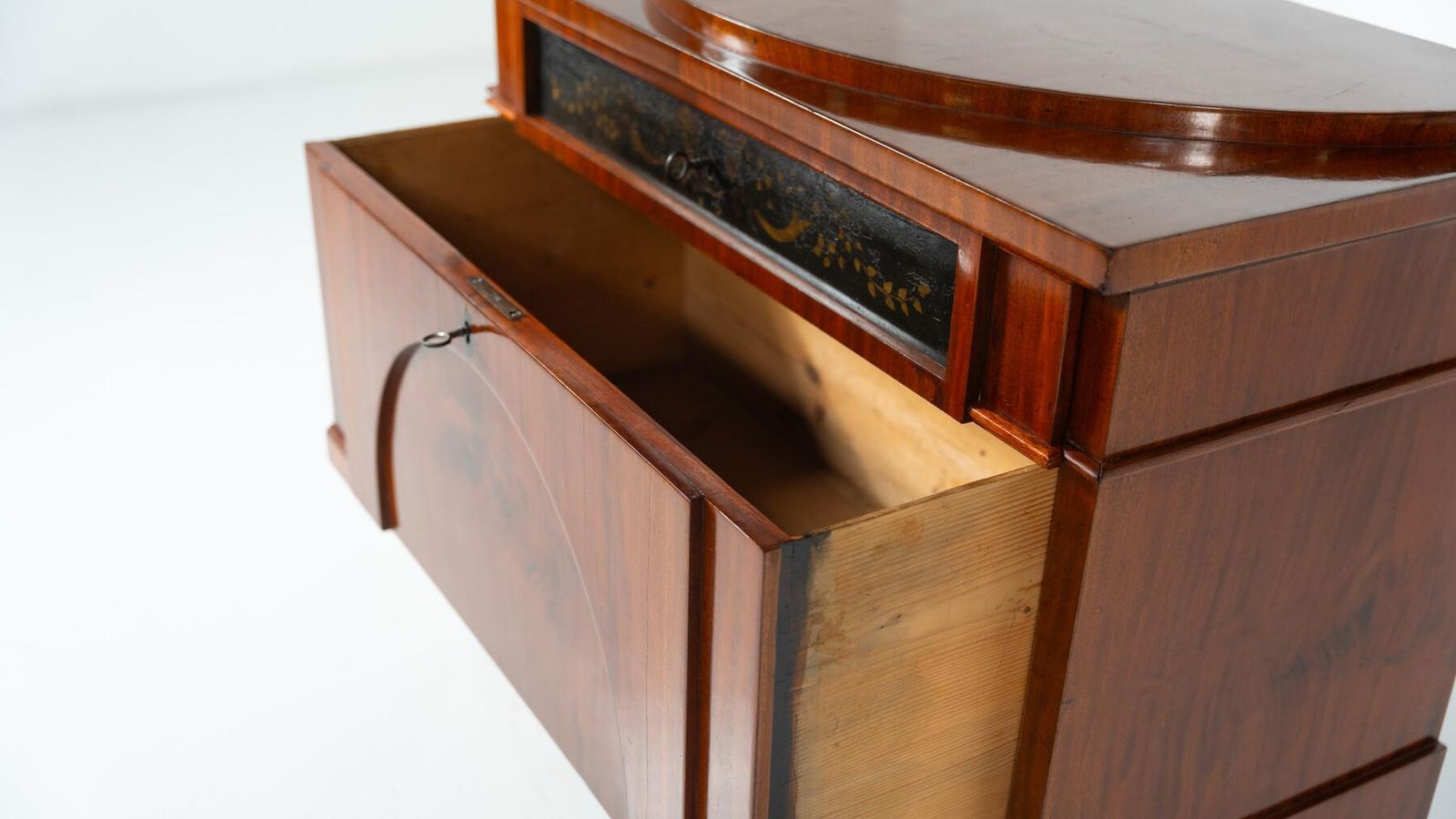 4380.0 Chest Of Drawers, Biedermeier, Germany, 1820s photo