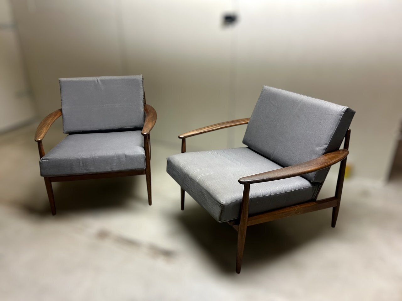 Vintage Scandinavian Lounge Chairs By Grete Jalk For Poul Jeppesens Møbelfabrik, 1960s, Set Of 2 photo 3011.0