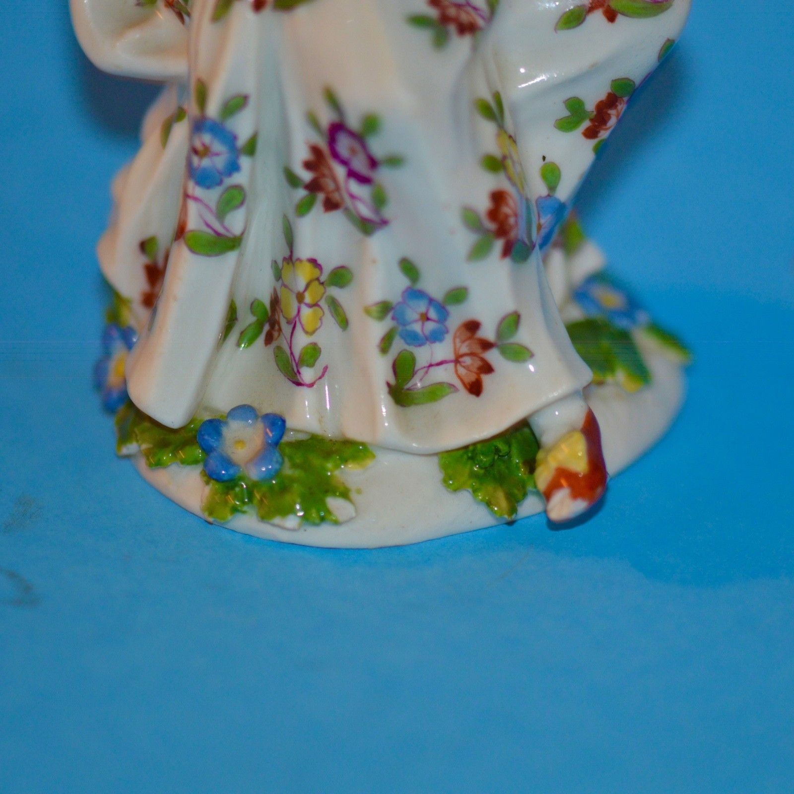 Meissen Porcelain Figure Of Lady Flutist Mid 18th Century photo vintage